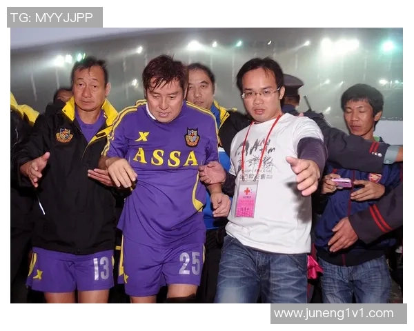 甲亢哥心目中的足球偶像是谁他为何如此痴迷于这位明星球员 甲亢哥心目中的足球偶像是谁他为何如此痴迷于这位明星球员